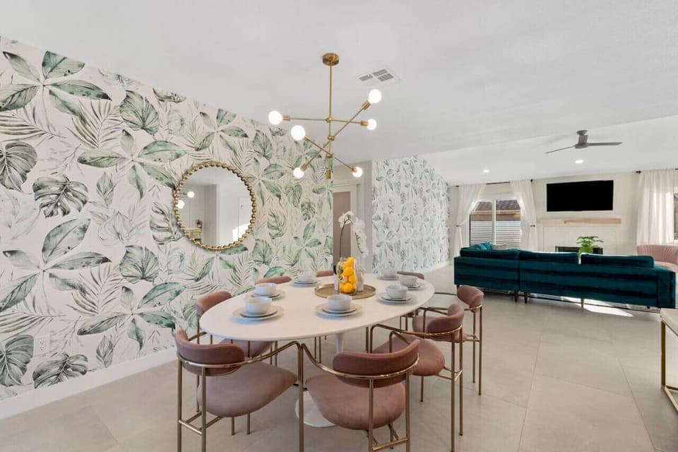 Rather Be Designer Casa: Pool+Spa Mural, Game Room, Desert Hot Springs by Rather Be Properties