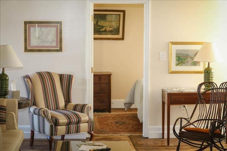 Suite 3