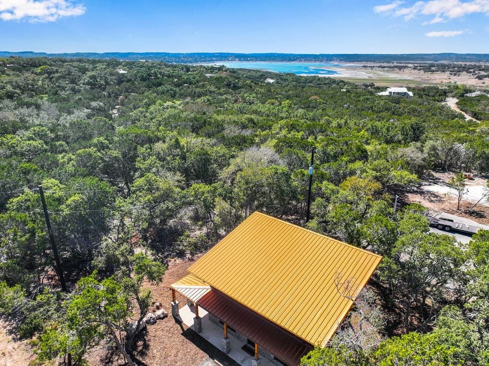 Alternate view of the lake in the distance