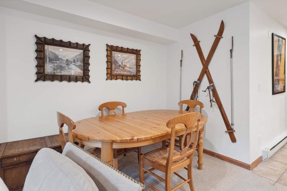 lal-2771_53952749225_o