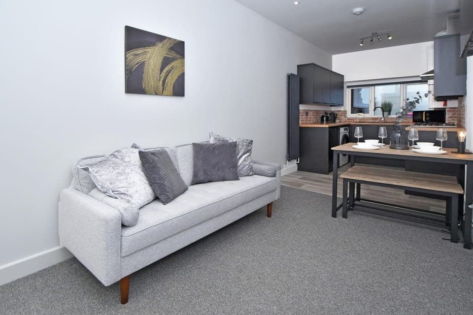 Living Room / Lounge