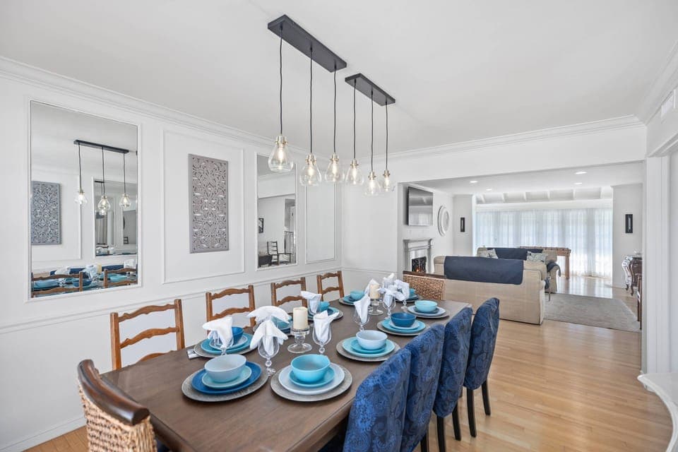 Dining room folds into living room