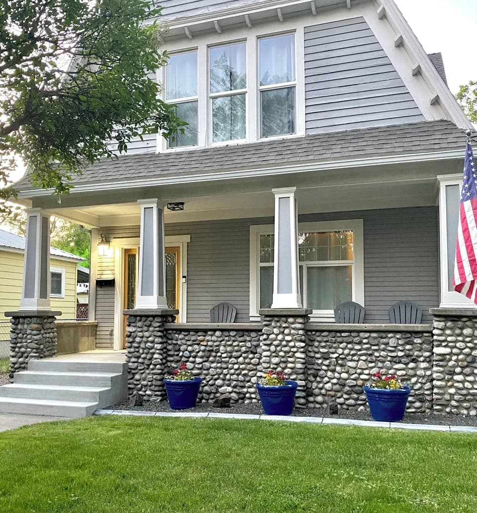 Newly renovated Craftsman home and centrally located in Spokane!
