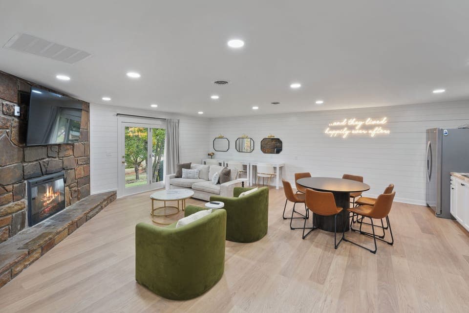 Our newly renovated Bridal Suite features a large, beautifully designed living room and a fully equipped kitchen—perfect for relaxing in style before and after your big day. Experience comfort and luxury all in one place!