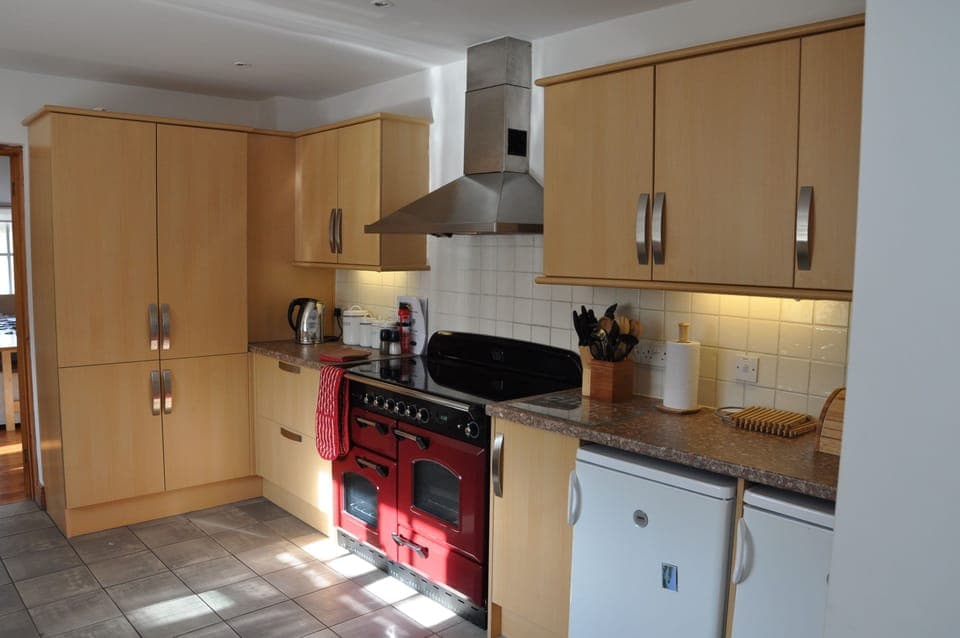 Well equipped kitchen