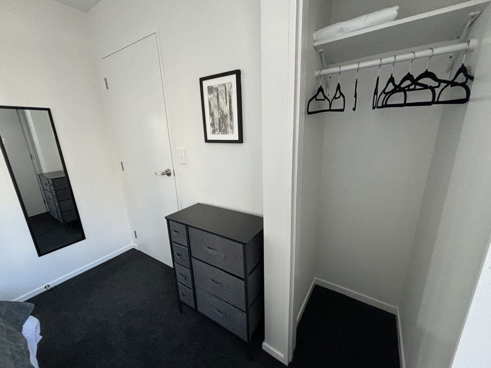 Bed 3 wardrobe & storage