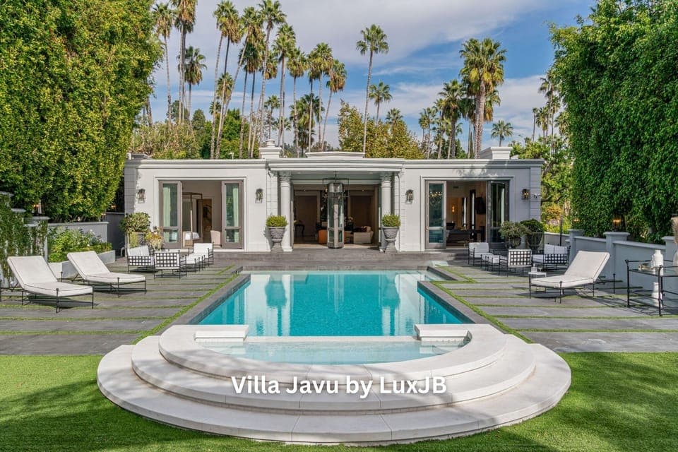 Villa Javu by LuxJB: LA's finest vacation villas & mansion rentals by owners.
