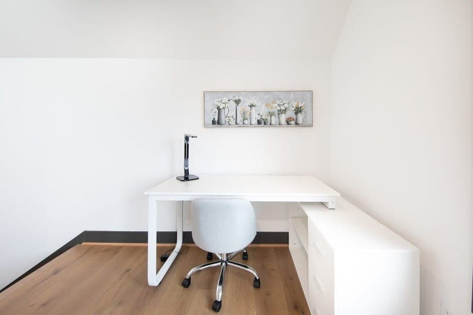 Here is the L Shape office desk for you to work from home