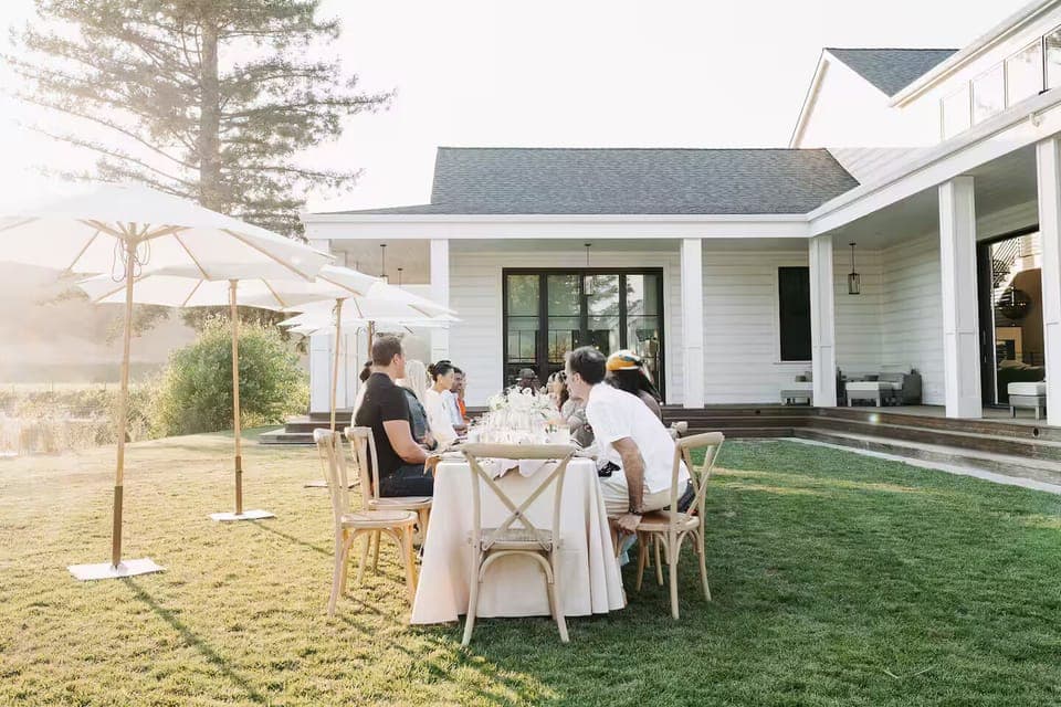 Outdoor dining