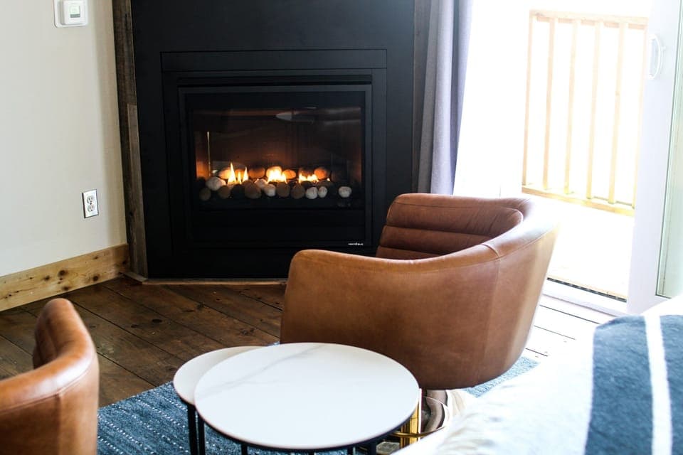 Toast the evening beside a crackling fire and cocktails.