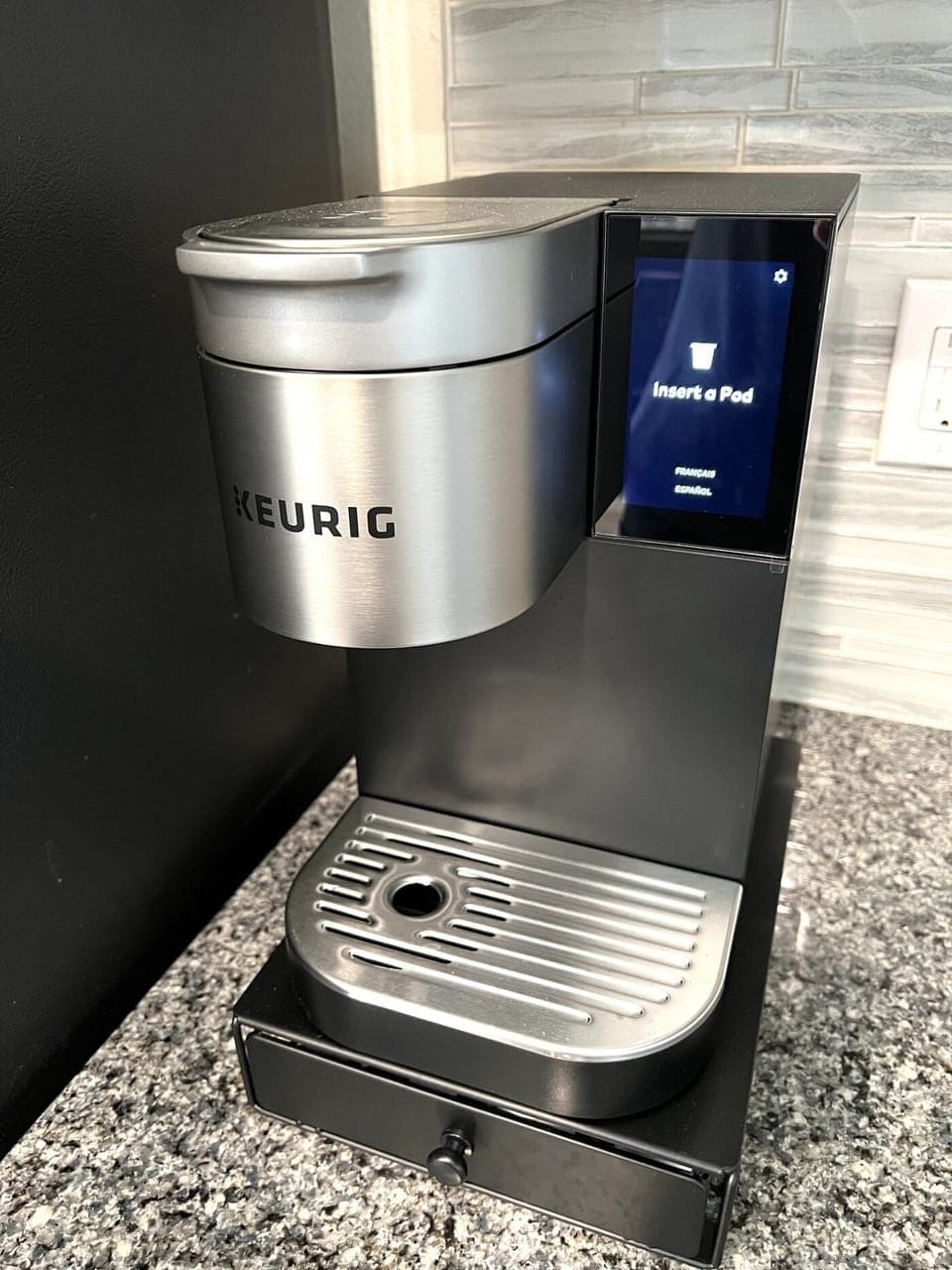 Keurig coffee machine directly tied into water line