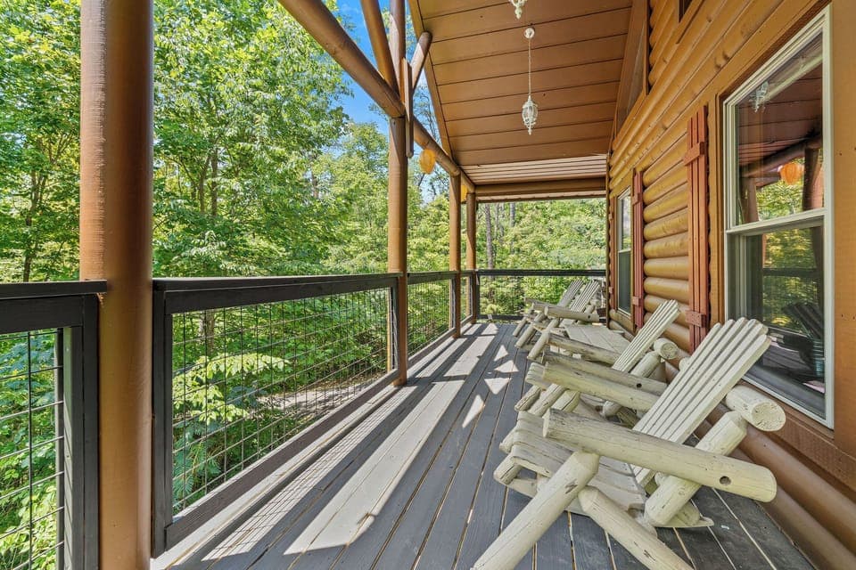 Upper Level Deck