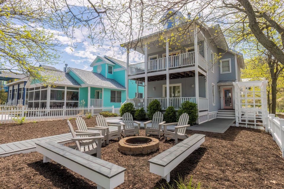 Front Yard | Fire Pit