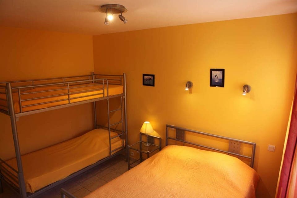 Meriva - Gites 6-8 personnes (07)