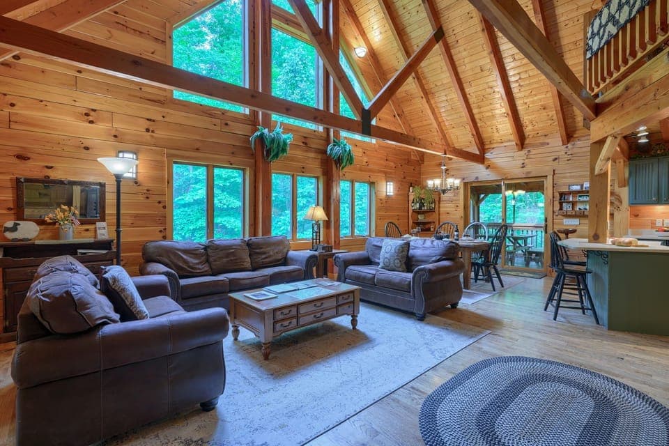 Plenty of Seating for the Entire Group