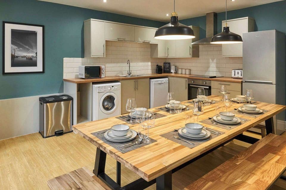 The Falkner Quarters, Liverpool - Host & Stay