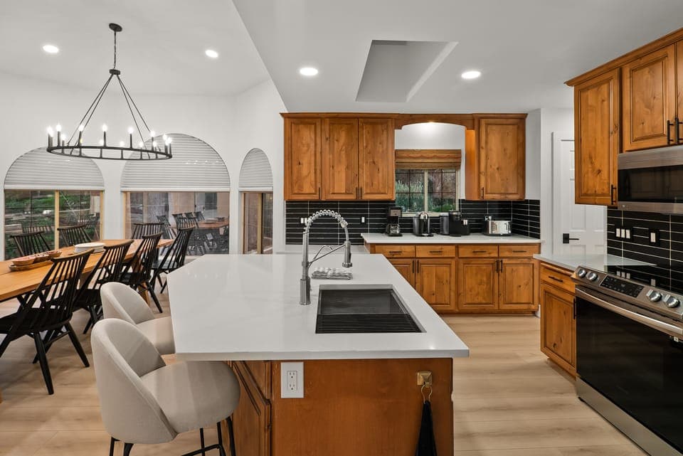 Huge kitchen and dining to prepare for the whole family