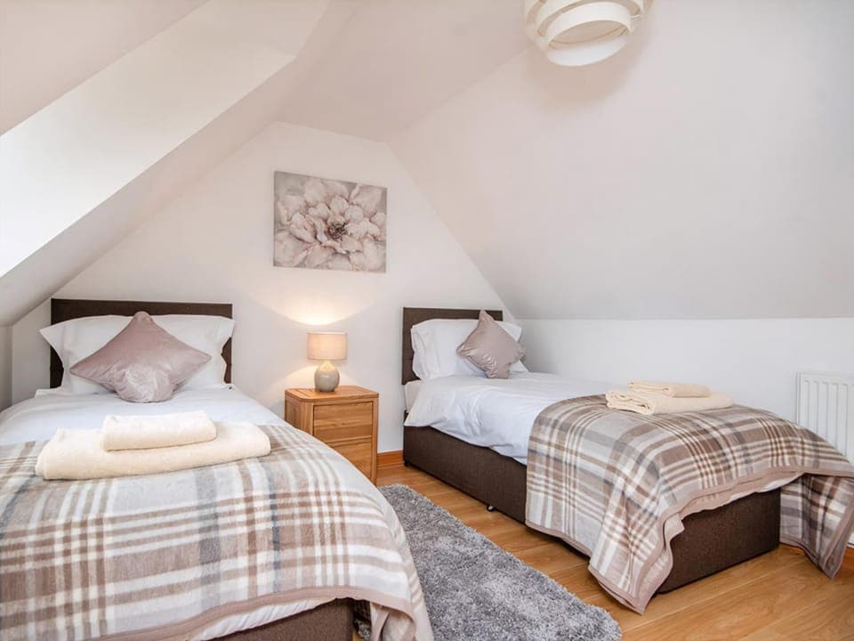 Twin bedroom | The Hive, Dornoch