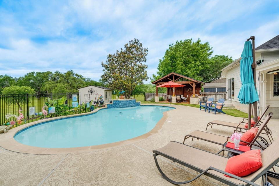 Round Rock Vacation Rental | 3BR | 2BA | 1,700 Sq Ft | 2 Steps to Enter