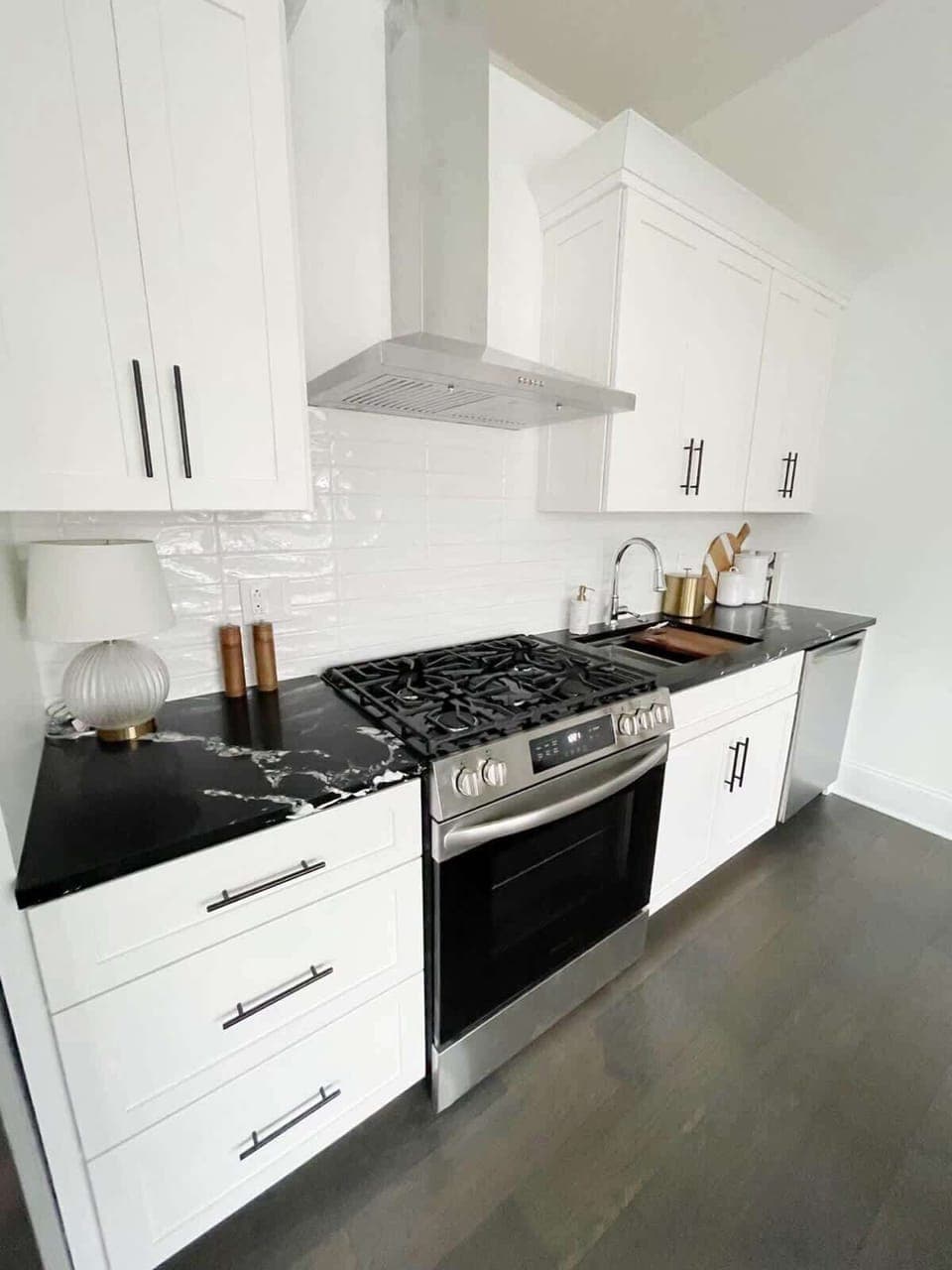 Where culinary dreams take flight! Step into our kitchen, where the magic happens and memories are cooked up with every dish. Your gastronomic getaway awaits. #KitchenChronicles #CulinaryEscape