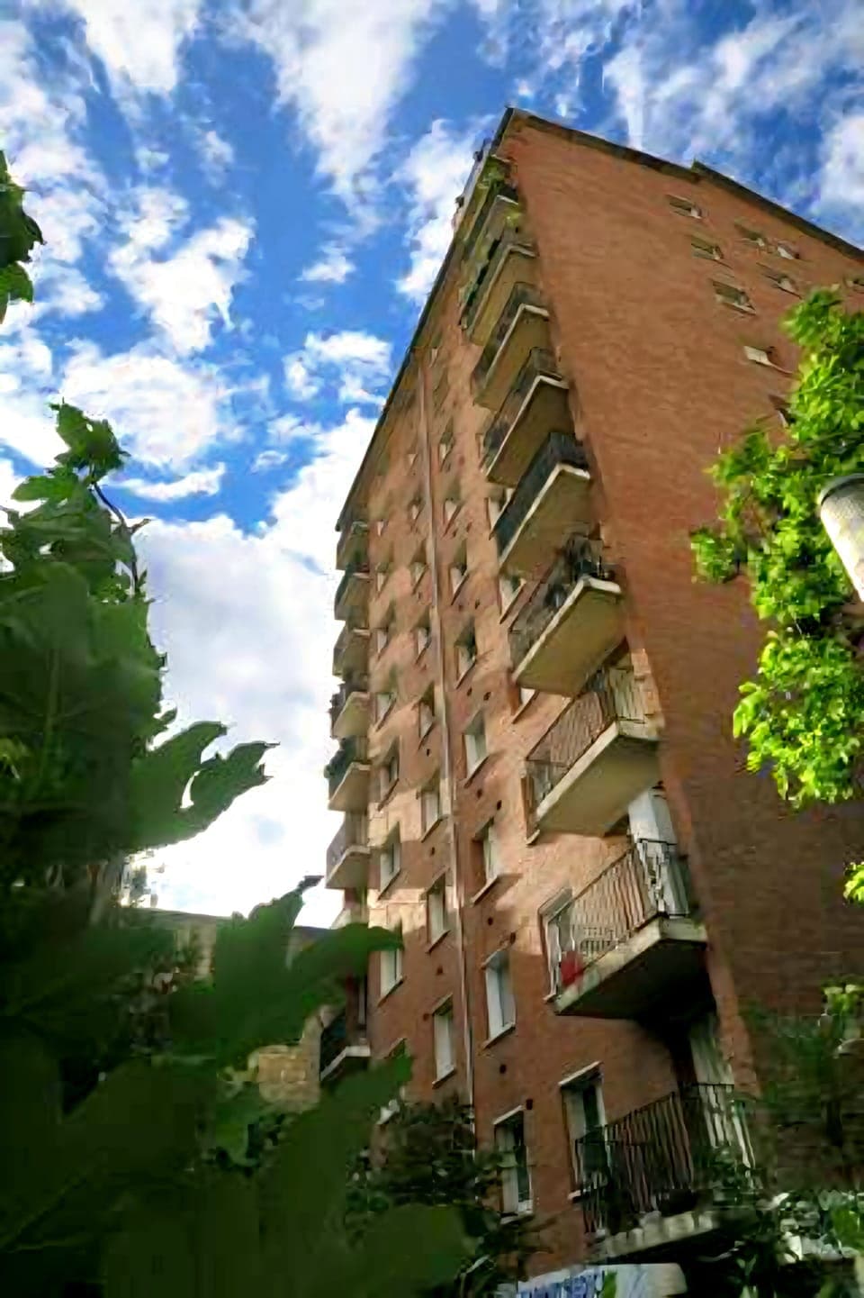 Located on the 3rd floor, a lovely view. 