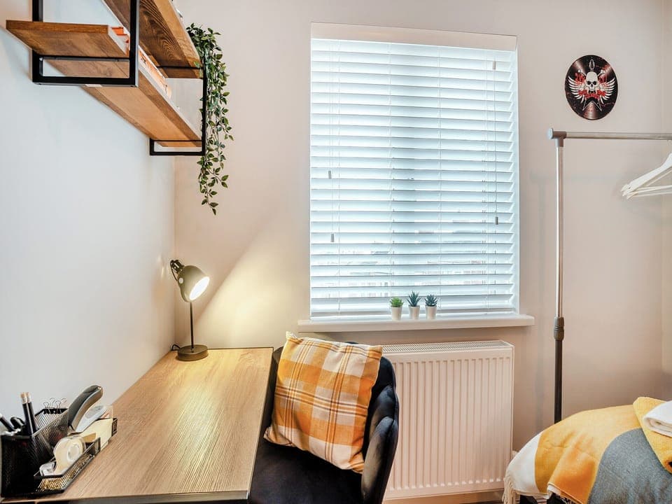 Single bedroom | The Putts, Mumbles