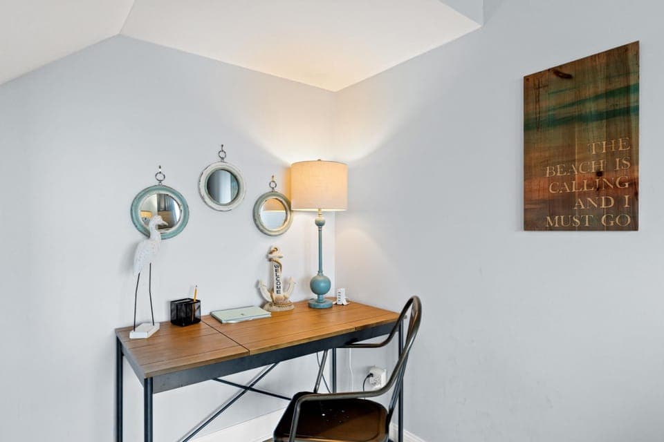 Desk Area