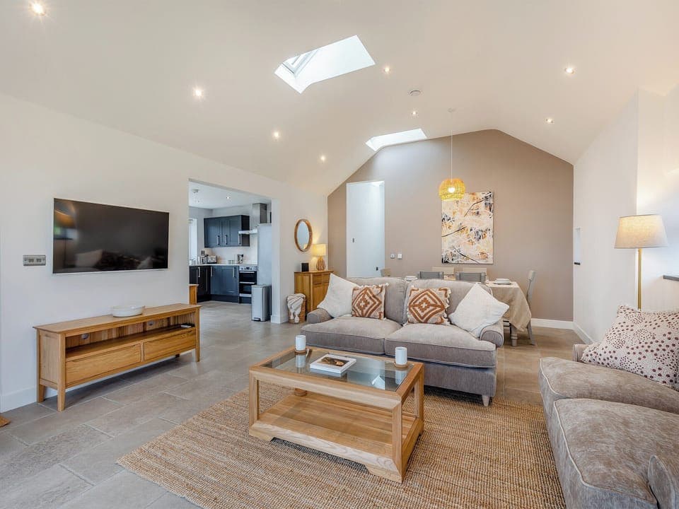 Living room/dining room | Y Beudy Gwydir, Trefor Nr Caernarfon