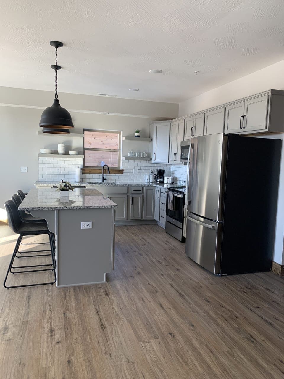 Fully functional kitchen