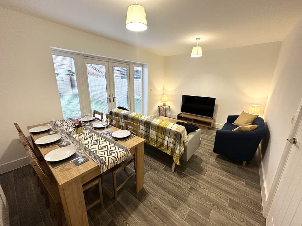 Living Room / Lounge