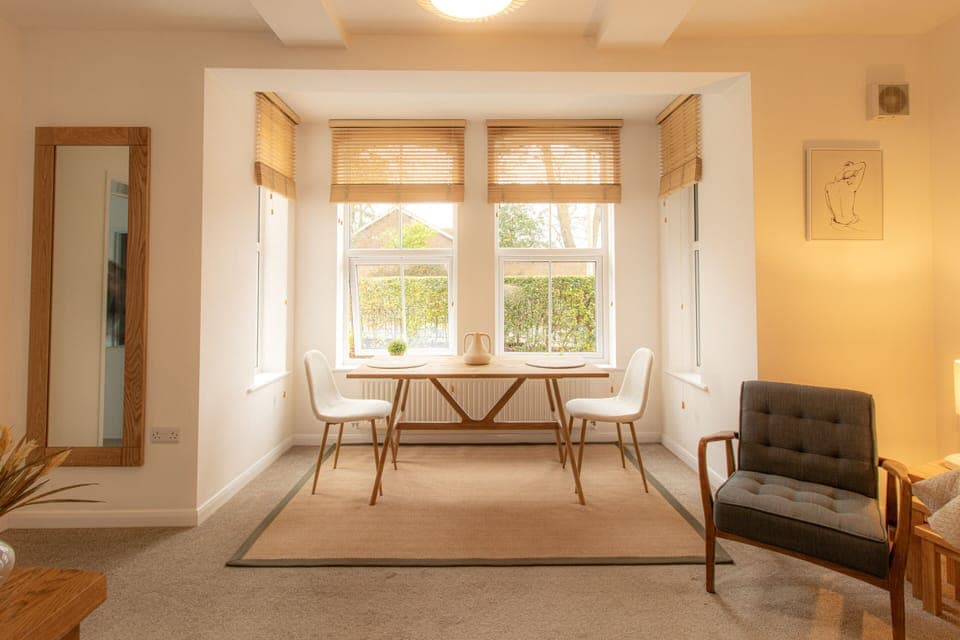 Dine together in peace.