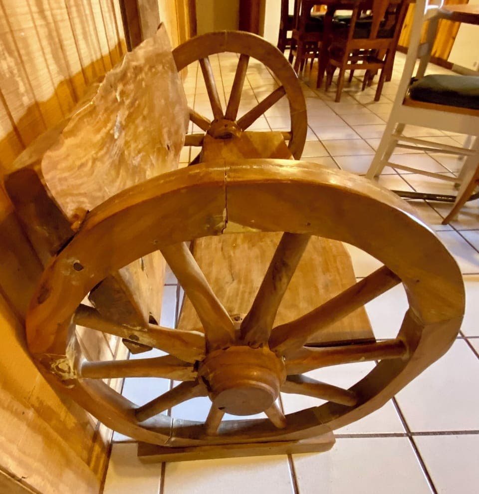 Villa Muniz - Love the western theme.