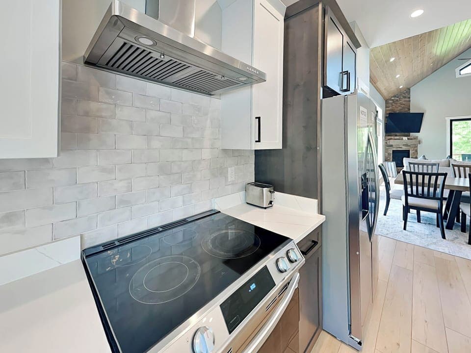 Full Kitchen