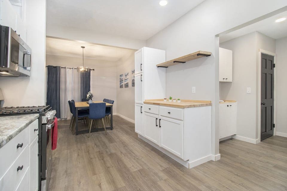 Dining Room/Kitchen
