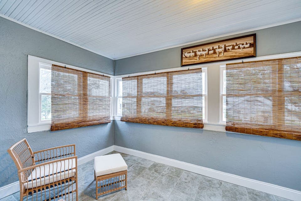 En-Suite Sunroom | 2nd Floor