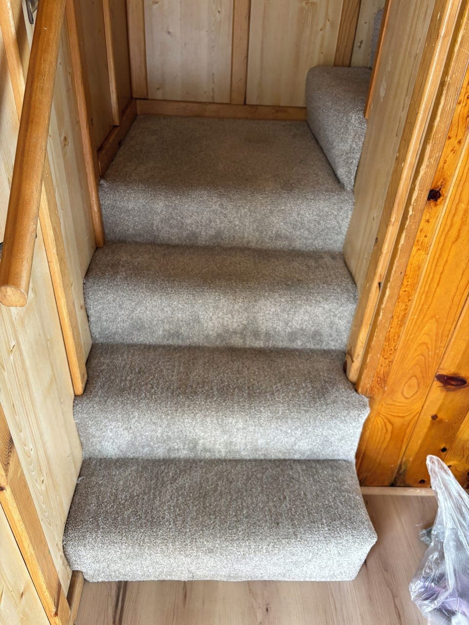 Stairway leading from the main floor to upstairs bedrooms - 12 steps total