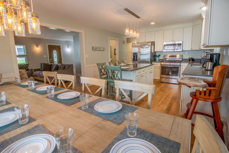 Main Level | Kitchen