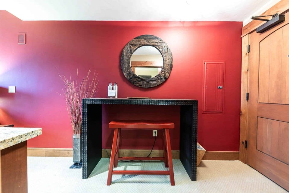 4001 Northstar Dr Unit 305-print-025-023-Interior-3360x2240-300dpi