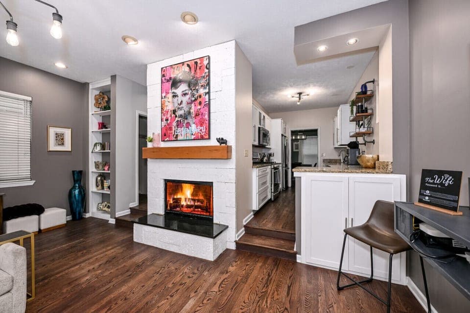 1st Floor Living Room