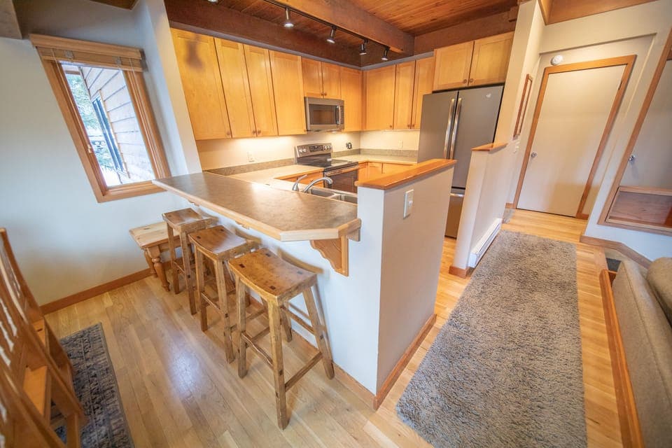 Breakfast bar for extra seating