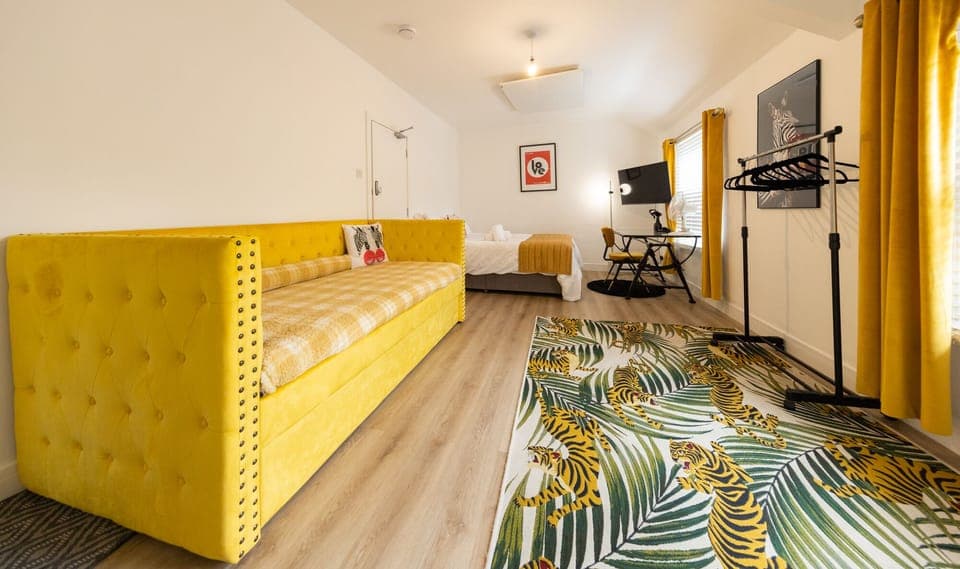 Living Sleeping area