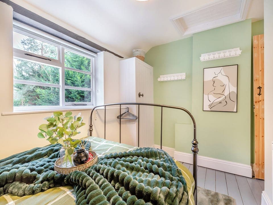 Double bedroom | The Wild Cherry Tree Retreat, Ironbridge, near Telford