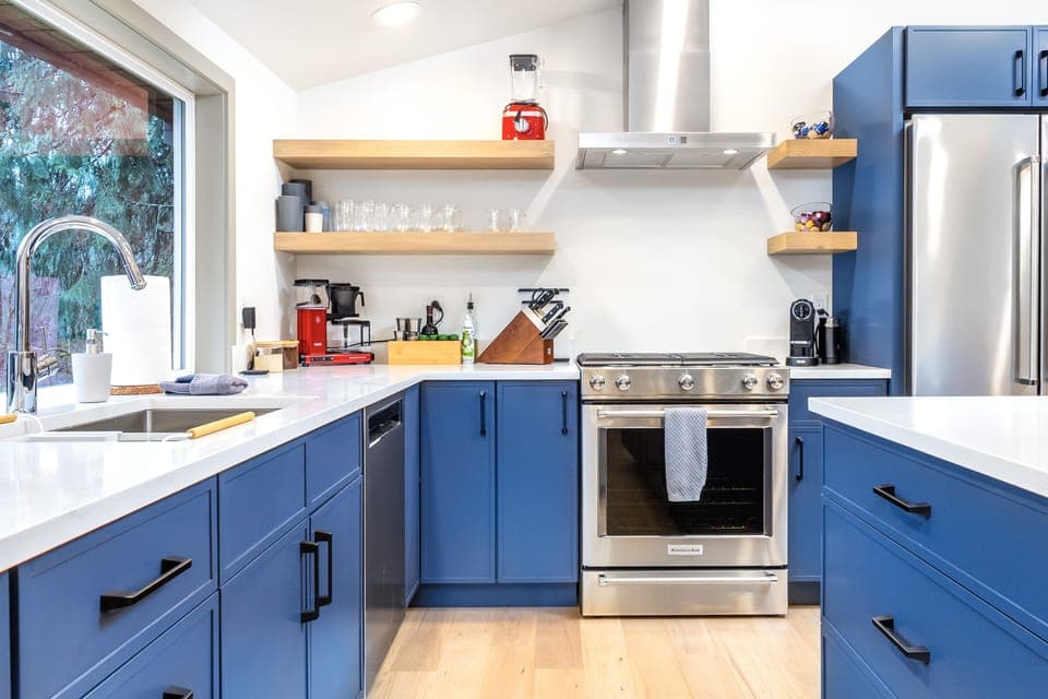 Spacious airy kitchen.