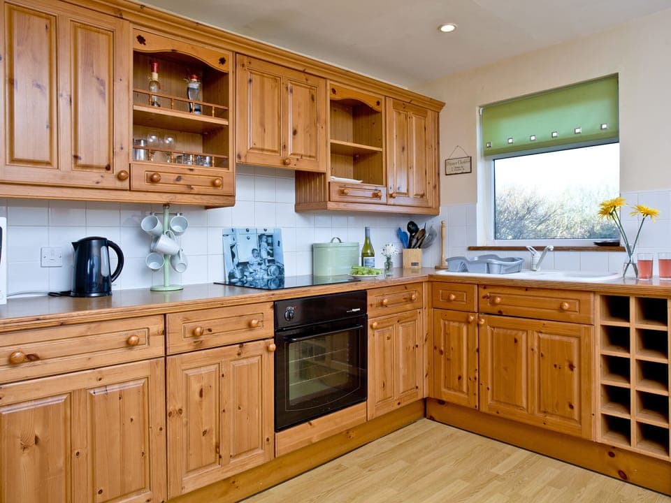Kitchen | Ash lodge - Retallack, St Columb