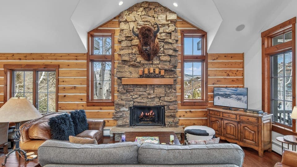 Great Room, Main Level - Fireplace with mountain views