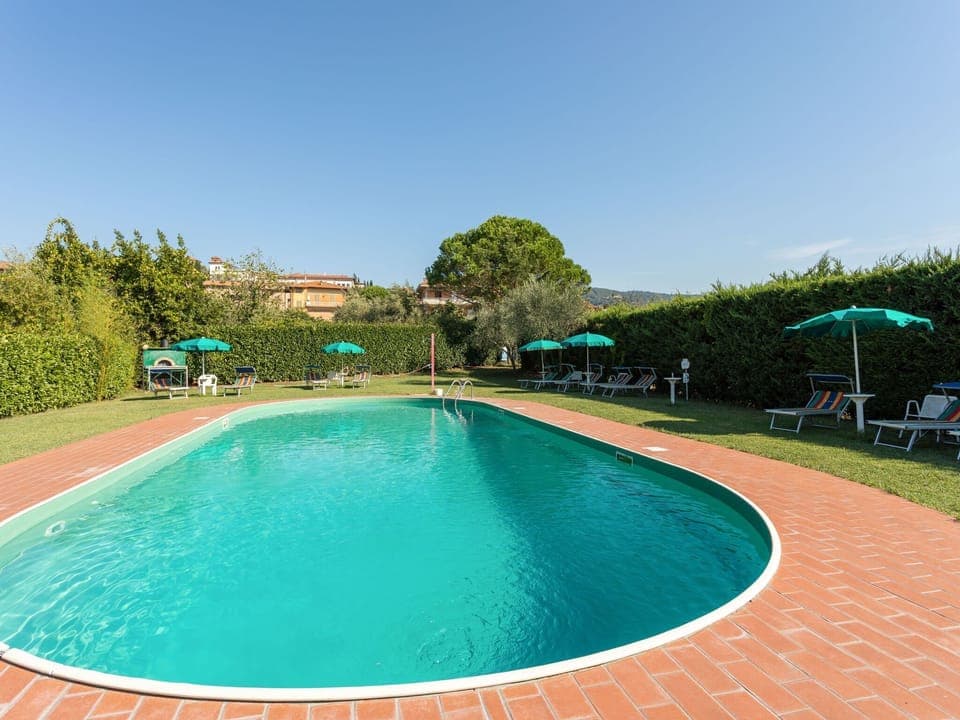 Holiday Home Swimming Pool