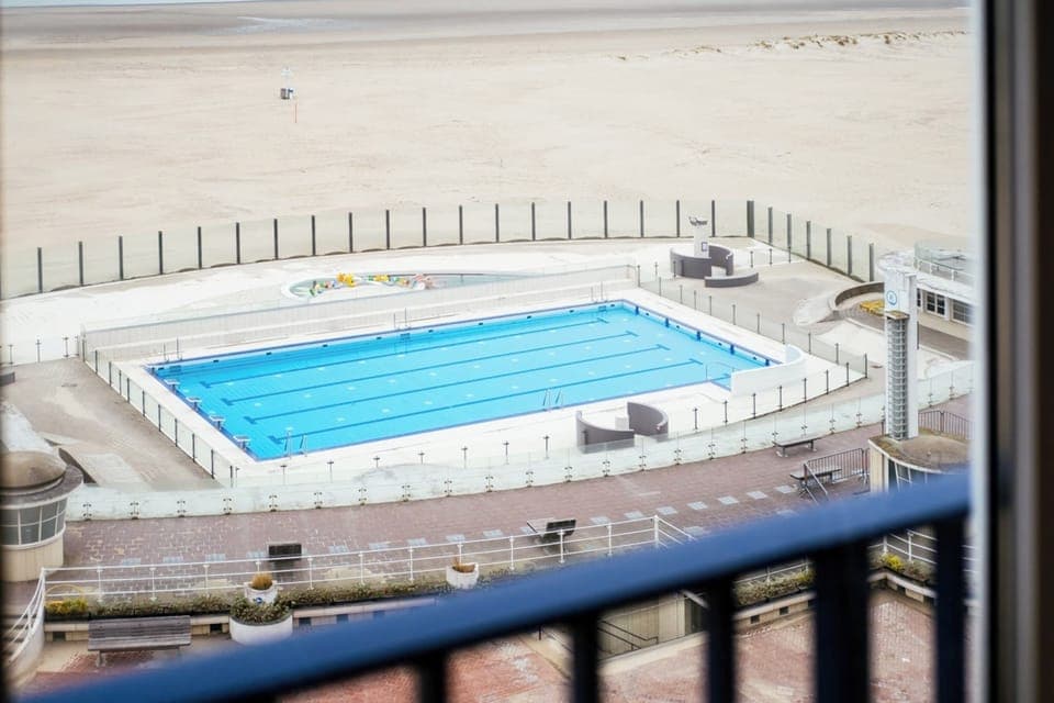 Holiday Home Swimming Pool