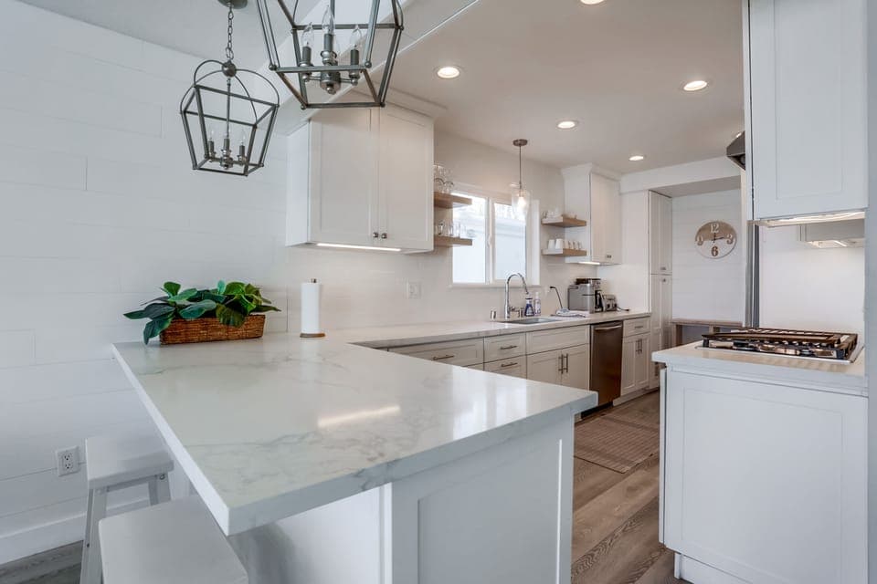 Kitchen unit C