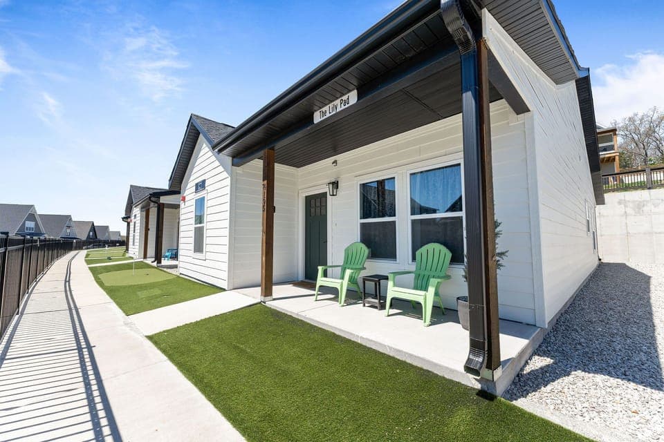 Lily Pad Home Entrance and Putting Greens