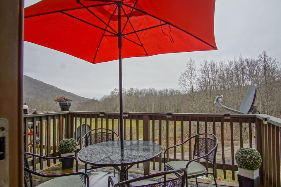 Private deck